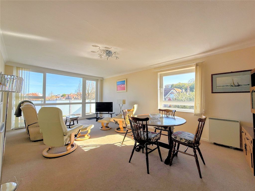 Property photo 1 of 14 Picture No. 05