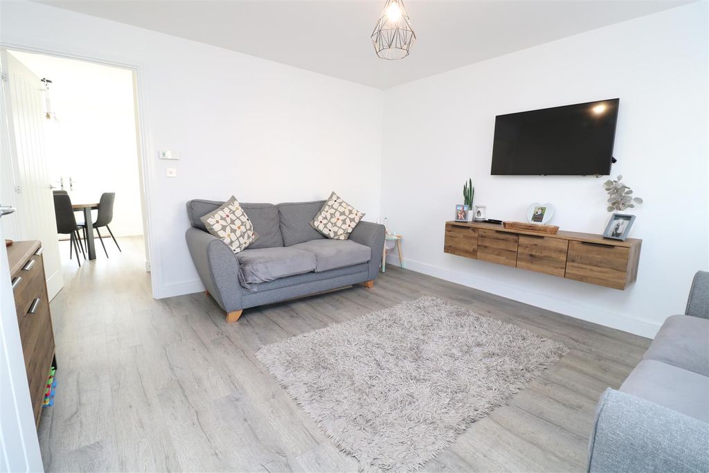 Property photo 3 of 13 Img_5970.Jpg