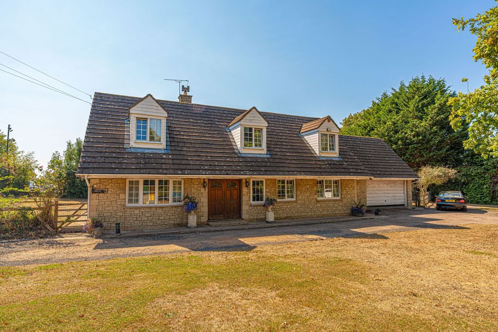 Property photo 1 of 37