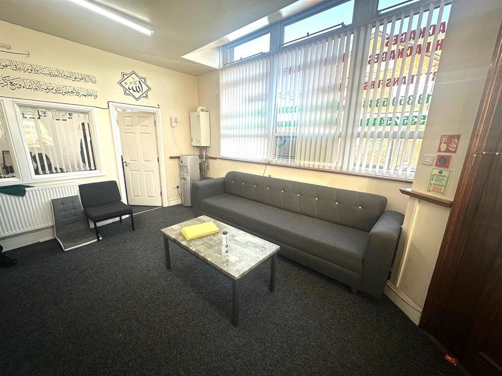 Property photo 3 of 9 Img_5847.Jpg