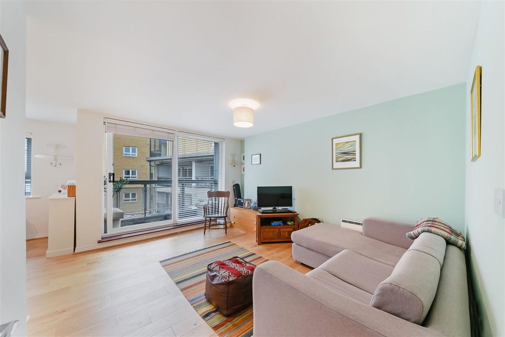 Property photo 2 of 9 Reception Room