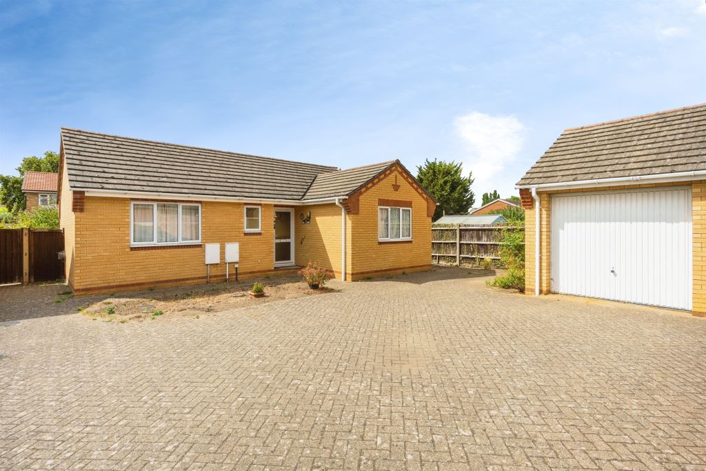 Property photo 1 of 12