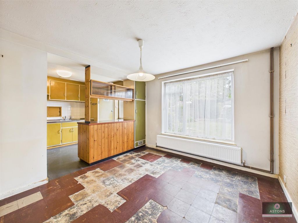Property photo 3 of 17 Cam04622G0-Pr0024-Still005.Jpg