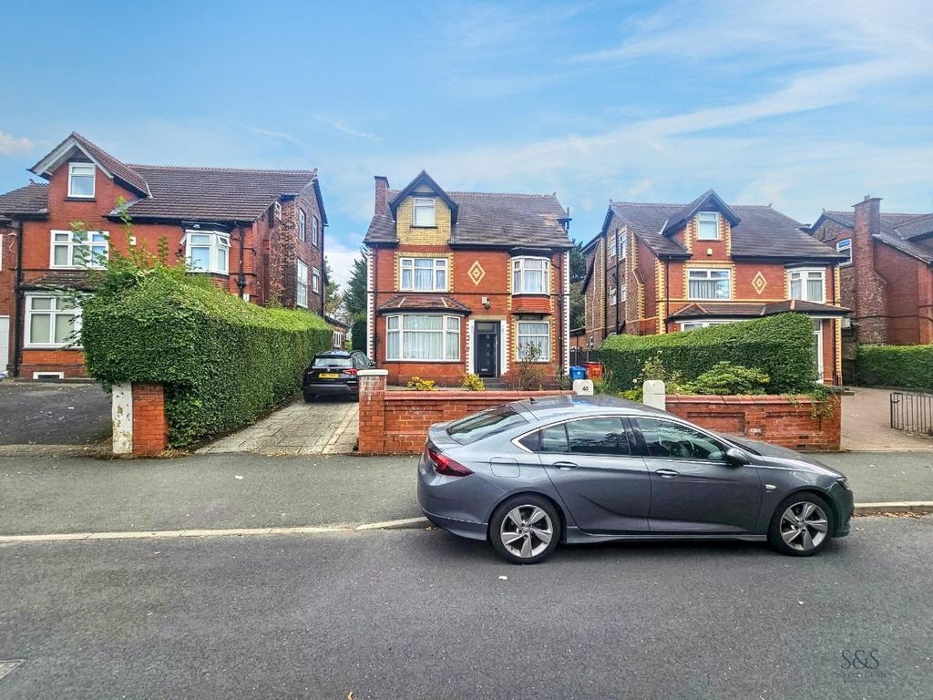 Property photo 1 of 57