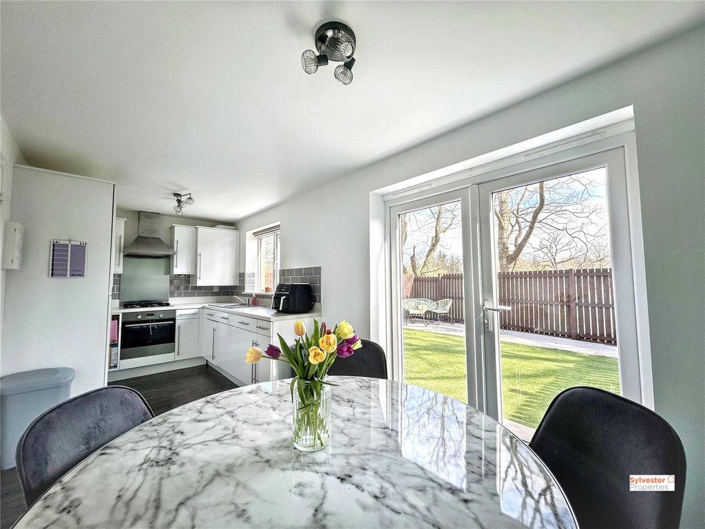 Property photo 3 of 22 Picture No. 47