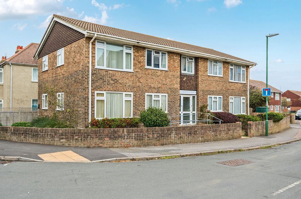 Property photo 1 of 11 1534497-2-1A120c3...