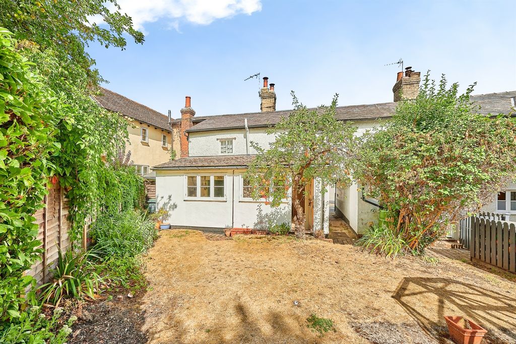 Property photo 1 of 17