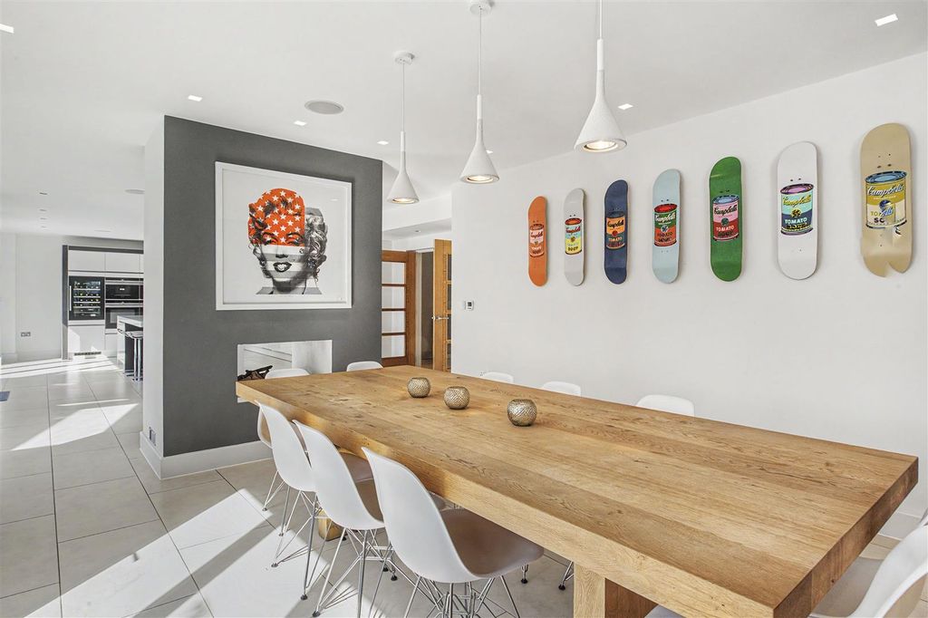 Property photo 3 of 21 5-Blackmore-Way-32.Jpg