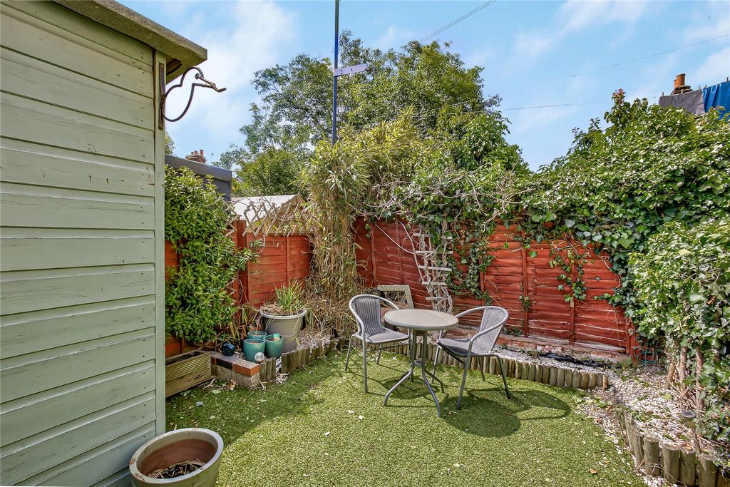 Property photo 3 of 13 Picture No. 27