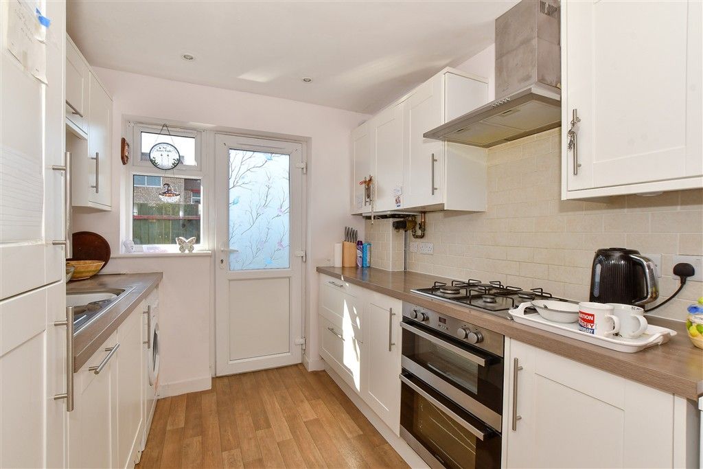 Property photo 1 of 12 Kitchen