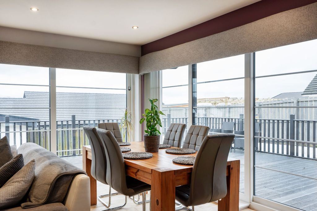 Additional image 4 of 4 bed detached house for saleBraidwood Road, Braidwood ML8