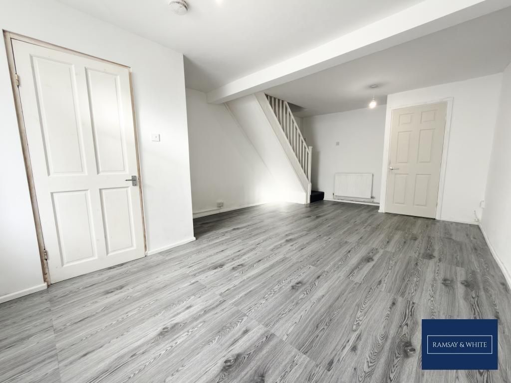 Property photo 3 of 11 Photo 3