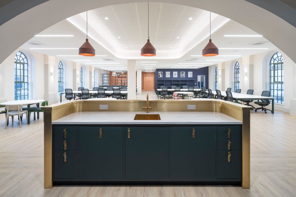 Property photo 3 of 5