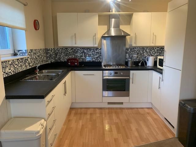 Property photo 2 of 8 Kitchen