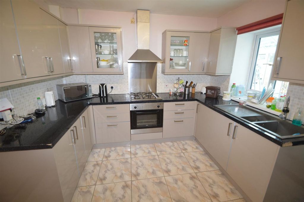 Property photo 1 of 3 Dsc_(2448).Jpg