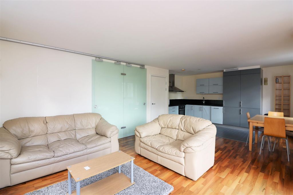 Property photo 2 of 11 Ionian Building.Jpg