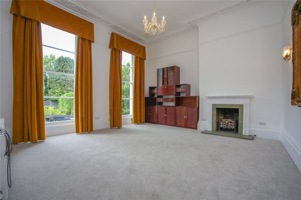 Property photo 1 of 27 Picture No. 05