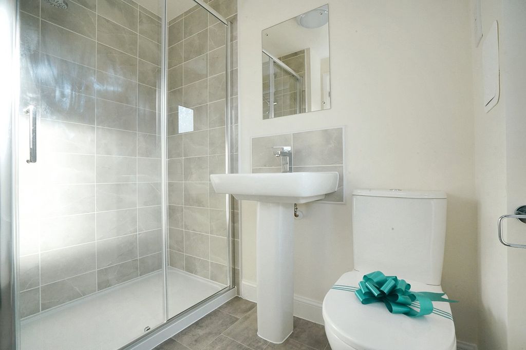 Additional image 13 of 4 bed detached house to rentHedger Grove, Upper Lighthorne, Leamington Spa, Warwickshire CV33