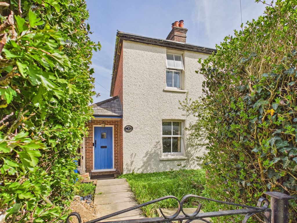 Property photo 2 of 15 Cam02119G0-Pr0571-Still023