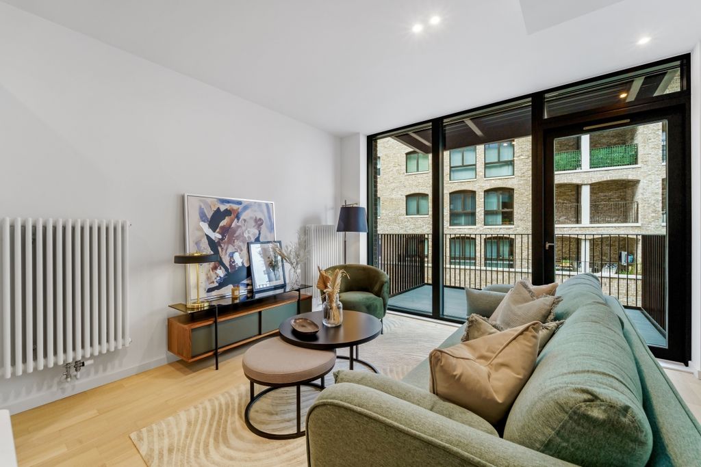 Property photo 3 of 13 Lewis House - Ill...