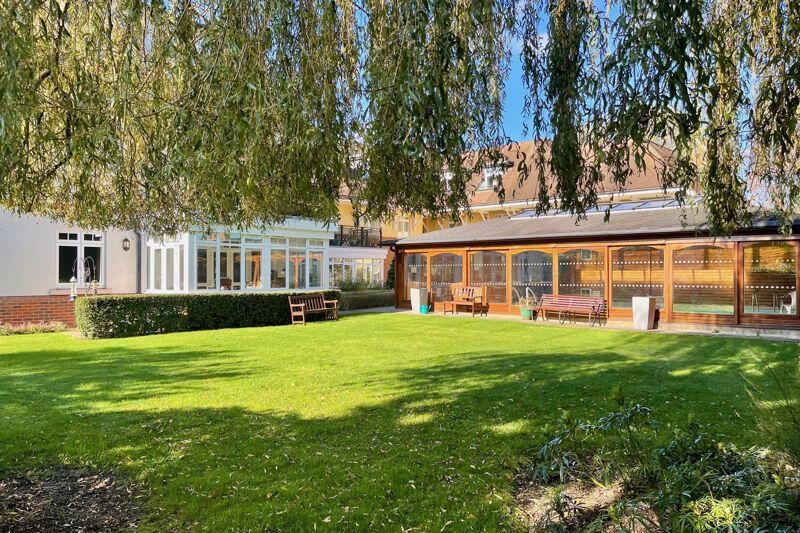 Property photo 1 of 12