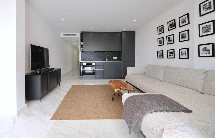 Property photo 1 of 12 P 74314 1.Jpg