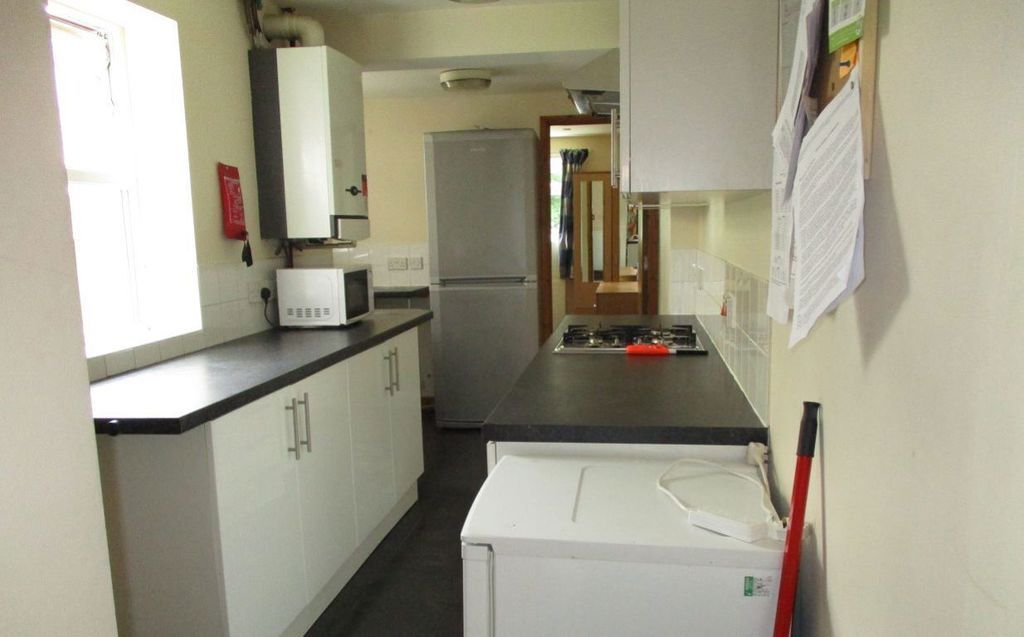 Property photo 3 of 4