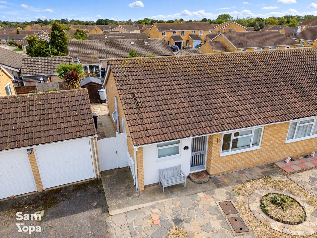 Property photo 1 of 11 Img_1463