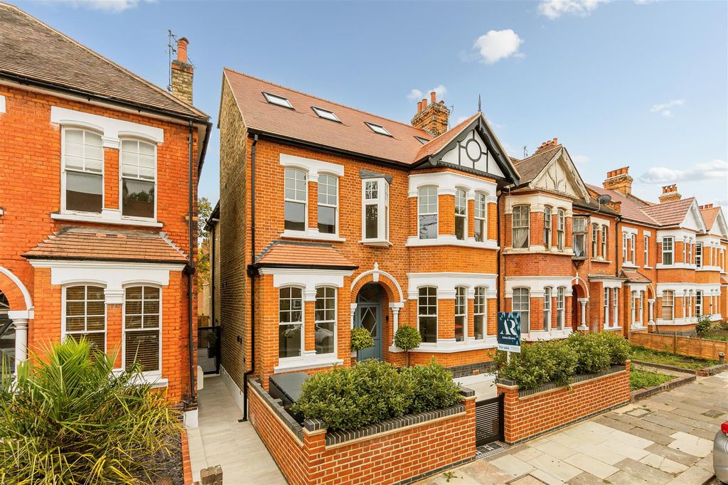 Property photo 1 of 21 7 Woodgrange Avenue Exteriors (3).Jpg