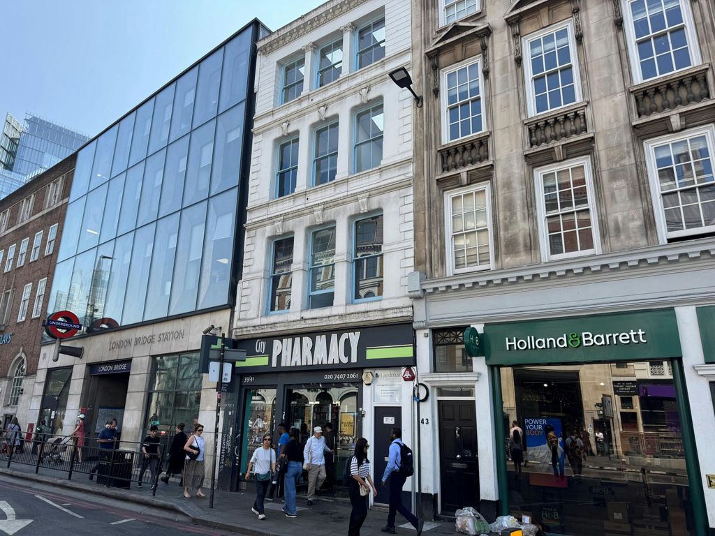 Property photo 1 of 5 3941 Borough High Street External.Jpg