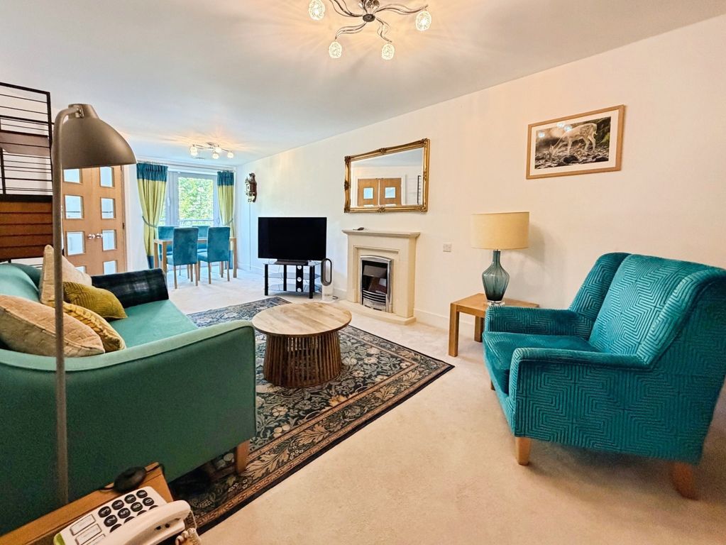 Property photo 3 of 11 Pbox-Img.Jpg
