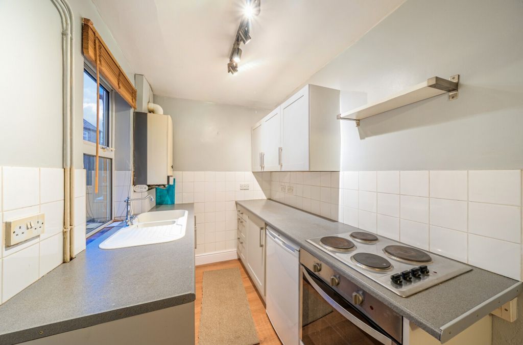 Property photo 3 of 20 1397724-7-69612Da1Efcac