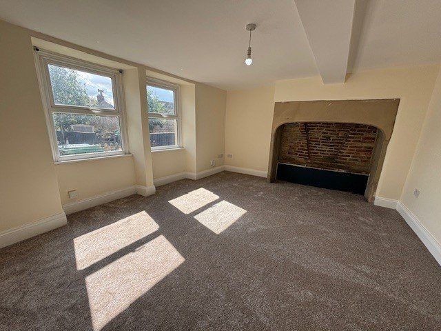 Property photo 2 of 12 Picture No. 04