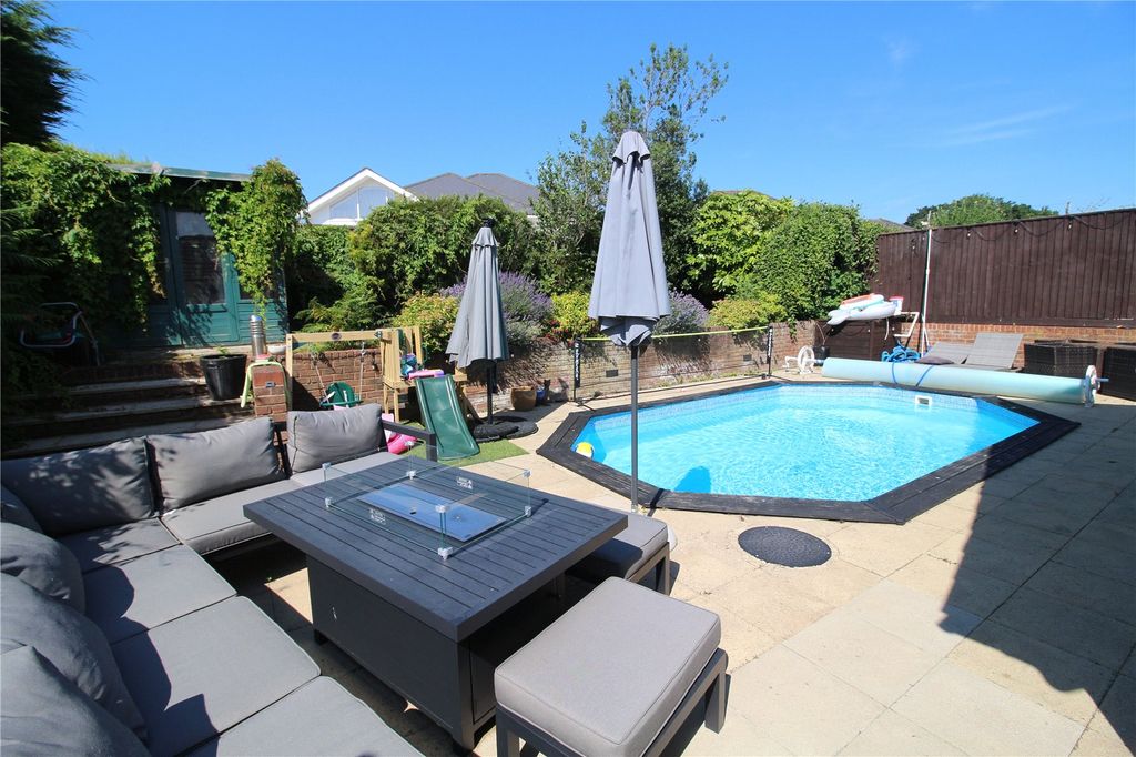 Property photo 2 of 18 Picture No. 03