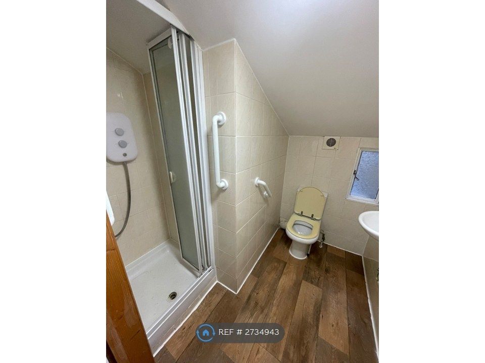 Property photo 2 of 3