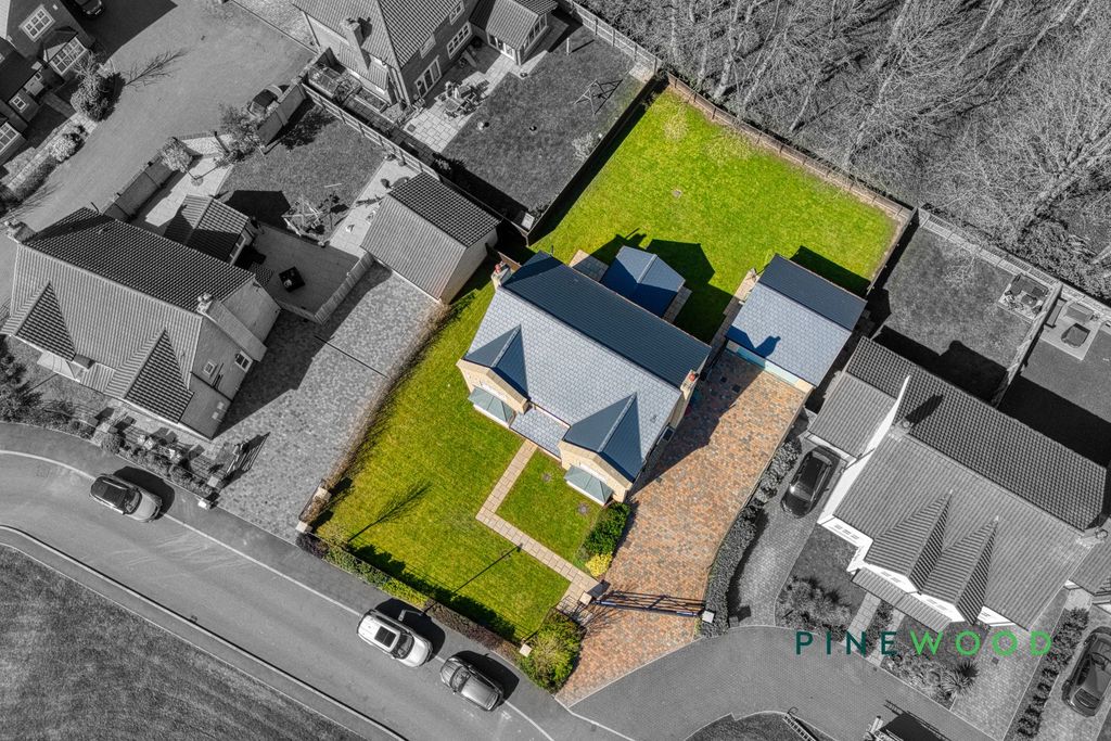 Property photo 2 of 53 Plot