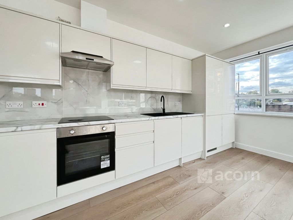 Property photo 3 of 7 40927927--4Ae5-A9...