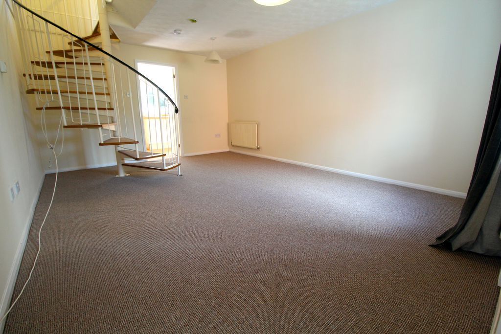Property photo 2 of 12 Living Room