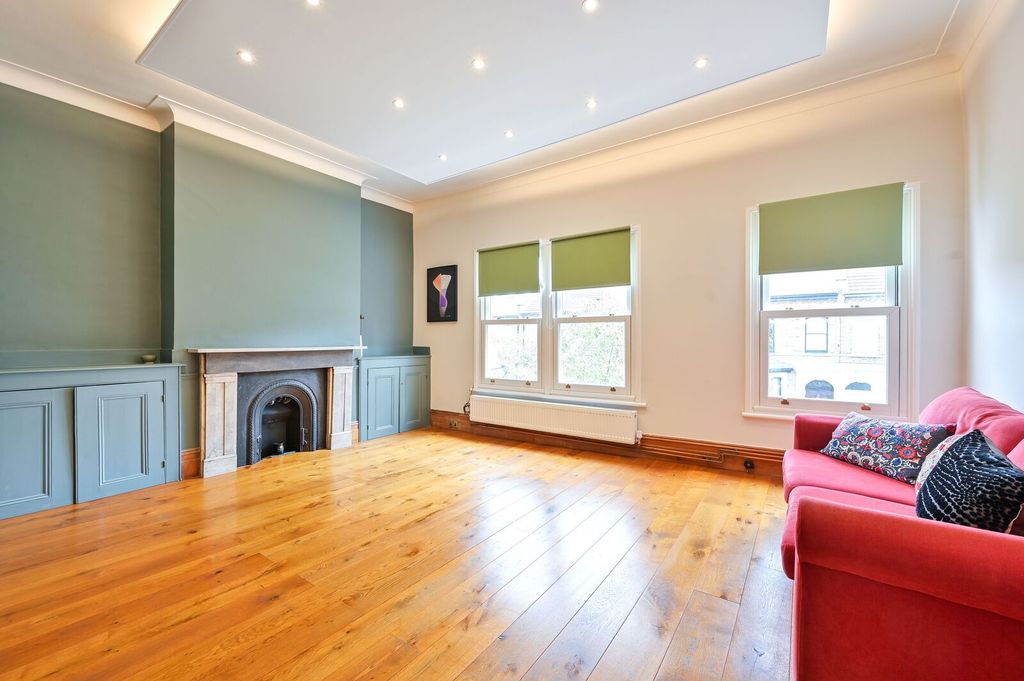 Property photo 1 of 16