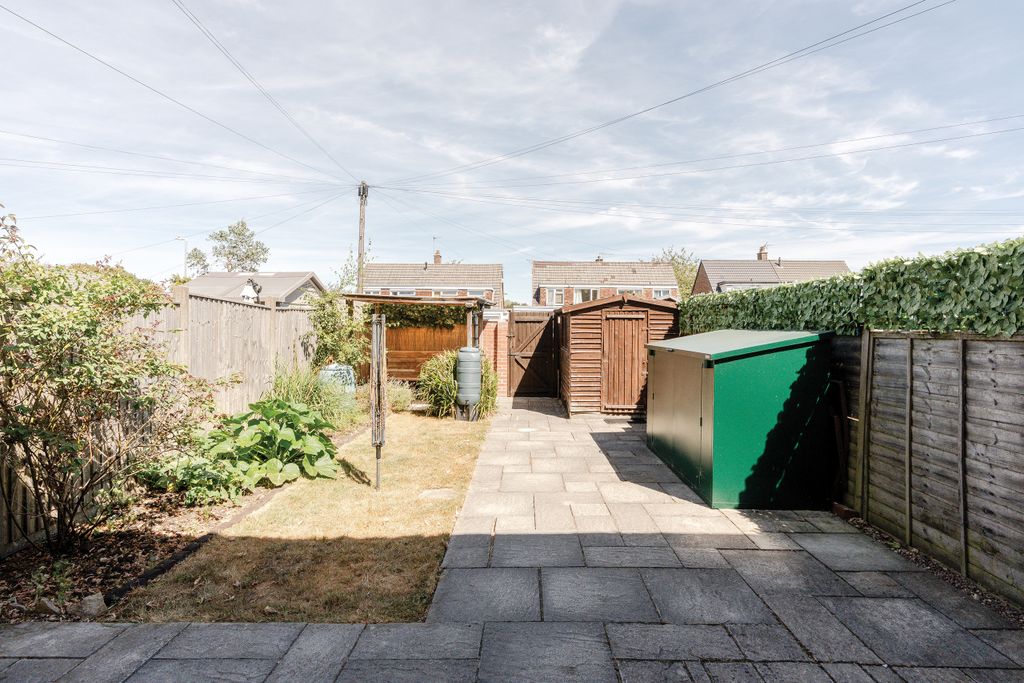 Property photo 2 of 13 Photo 23