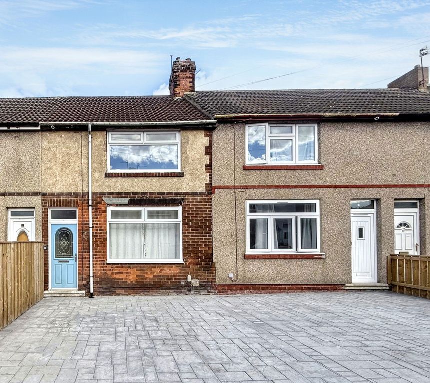 Property photo 1 of 12
