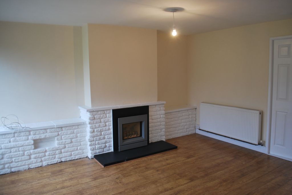 Property photo 3 of 7 Lounge
