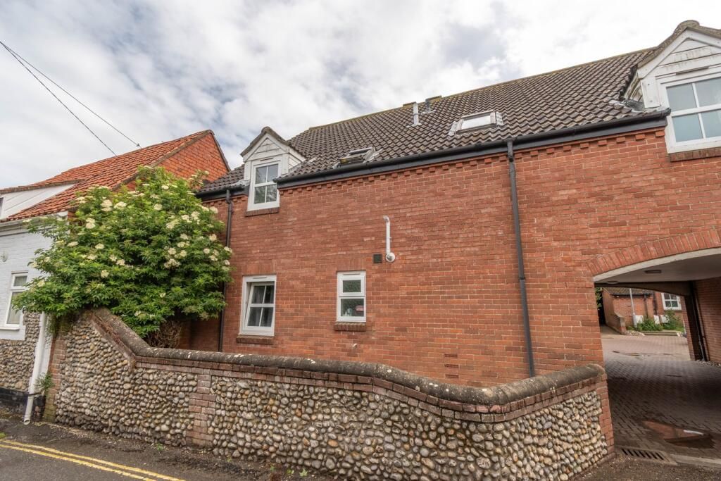 Property photo 1 of 13