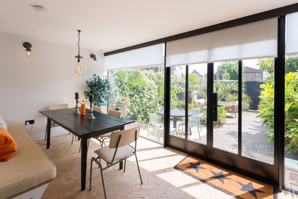 Property photo 3 of 19 Dining Room