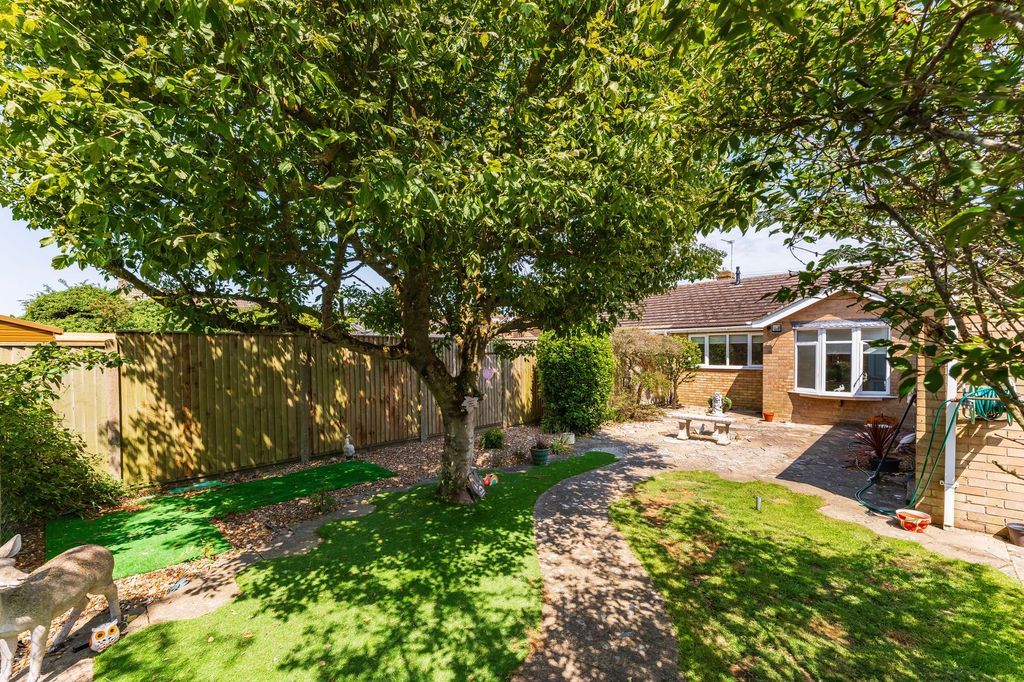 Property photo 3 of 17