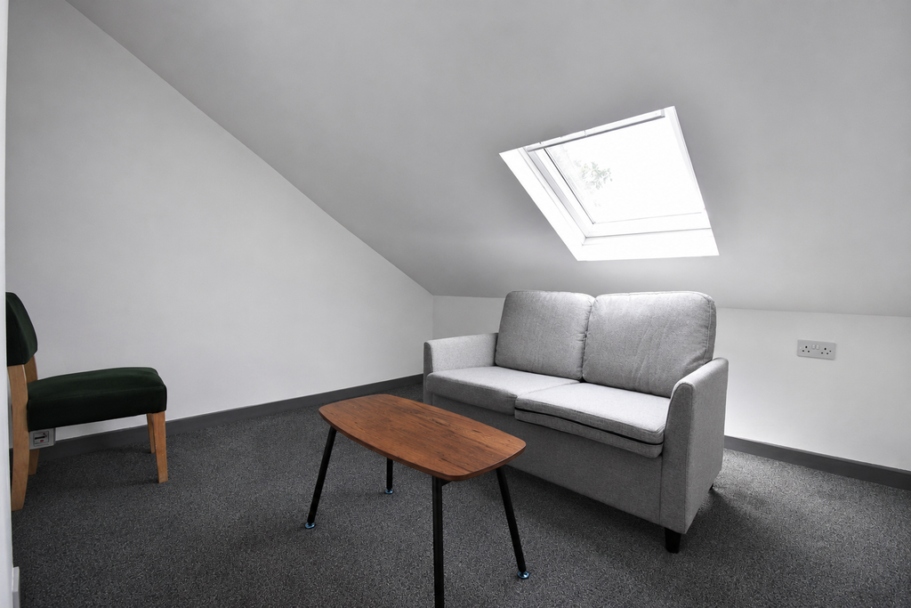 Property photo 2 of 6