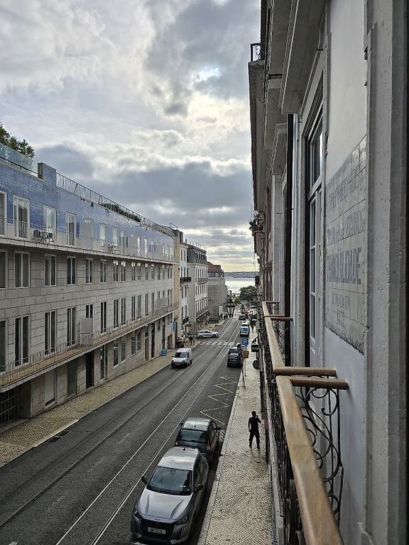 Property photo 1 of 4