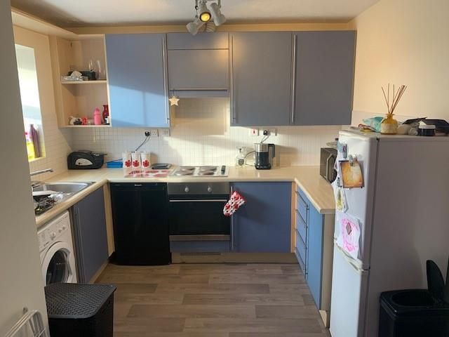 Property photo 2 of 5 Kitchen