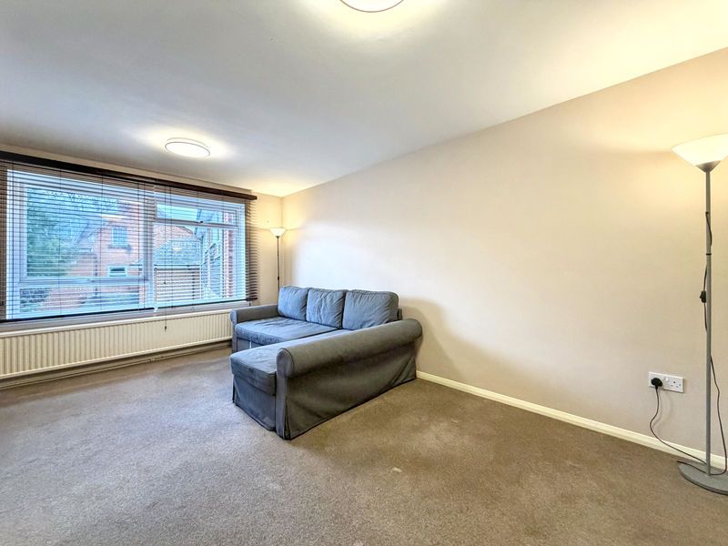 Property photo 2 of 10 Living Room