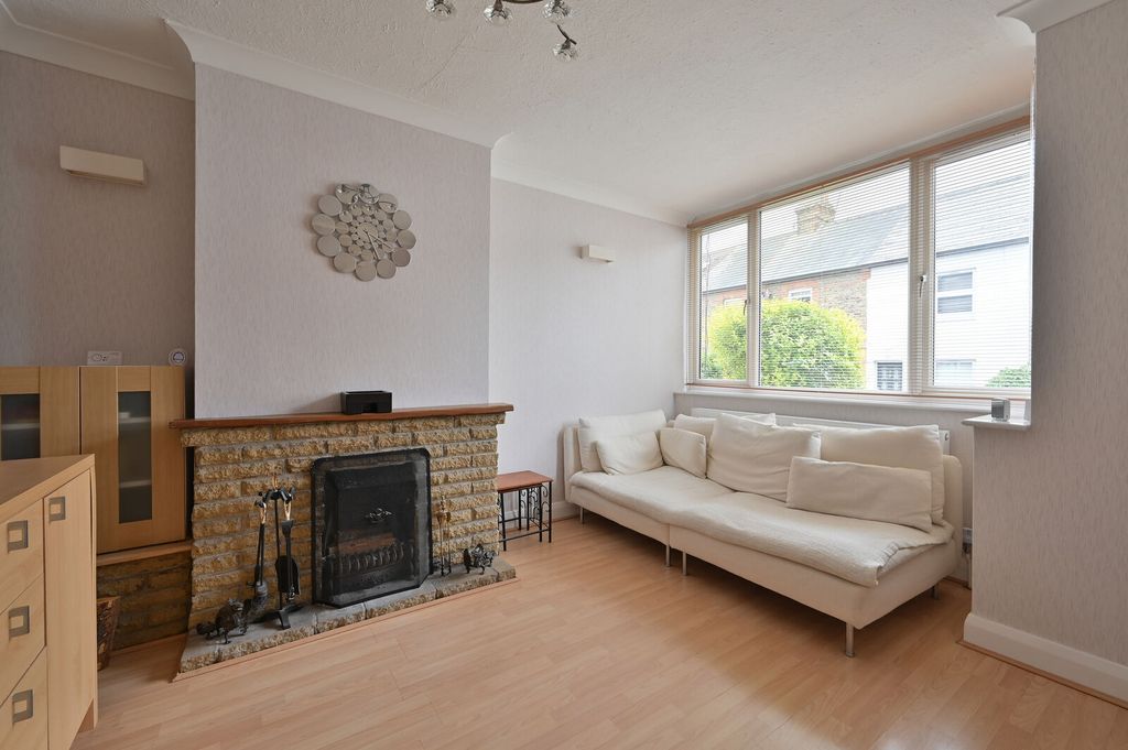 Property photo 2 of 22
